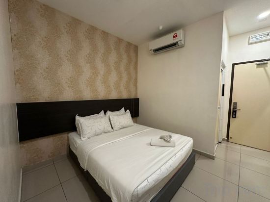 W F MOTEL Room Type - Standard Double Room