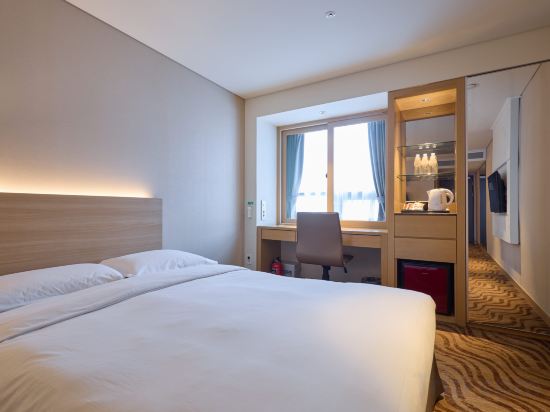 The Summit Hotel Seoul Dongdaemun Room Type - Deluxe Twin Room
