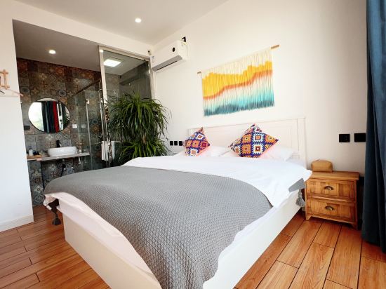 BeiJing Xidu Inn Room Type - Guestroom - 6-Person Occupancy BeiJing Xidu Inn Room Type - Guestroom - 6-Person Occupancy