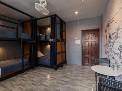 The Z Nite Hostel Room Type - Bed In Bunk Mixed Dormitory Room