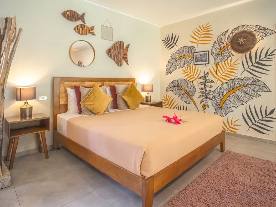 Halamanan Residences Room Type - Villa Heliconia