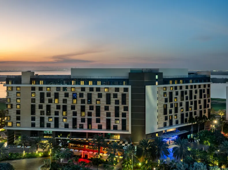 Yas Plaza Mangroves by IHG