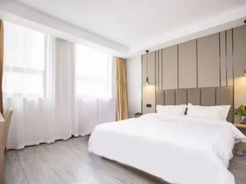 咖居酒店（南京長江大橋閲江樓店）