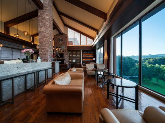 Others 3, Springs Resort, Xianning