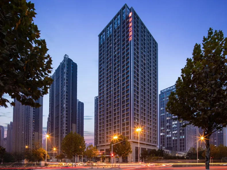 Ramada Wuhan Jiang'an (Hankou Railway Station)