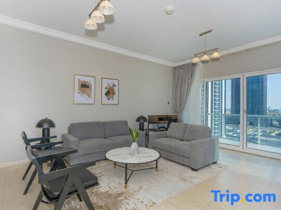 HomesGetaway -Brand New 1Bedroom in JLT Lake Views