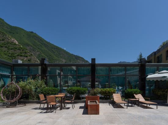 Others 5, Welcome to Rundou International Hotel, Jiuzhaigou, Ngawa Tibetan and Qiang