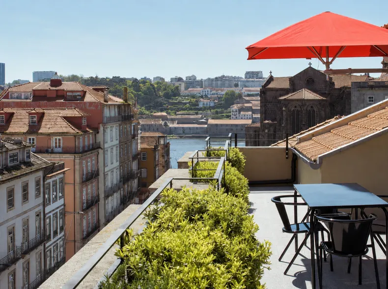 The Editory House Ribeira Porto Hotel