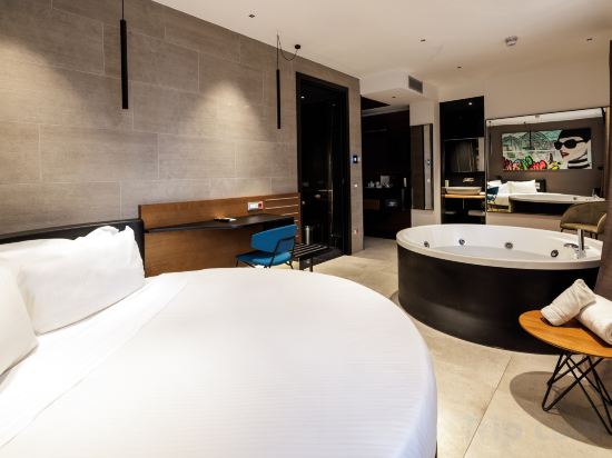 The Corner Duomo Hotel Room Type - Junior Suite