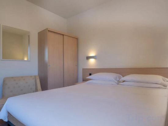 Park Hotel Room Type - Standard Double Room