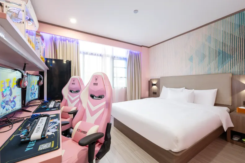 粵塔X電競飯店（佛山南海新都滙店）