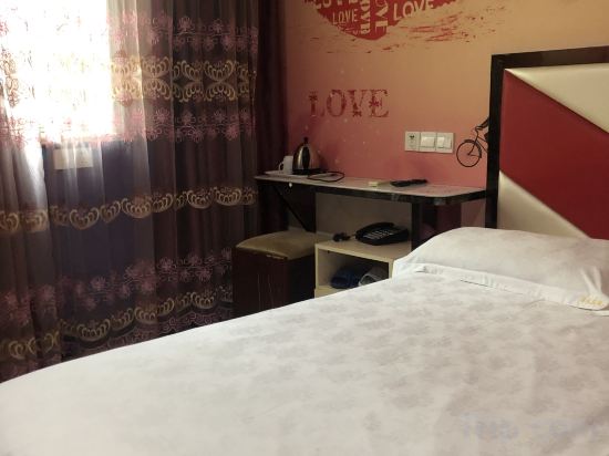 Others 2, Jiayou Hostel, Shanghai