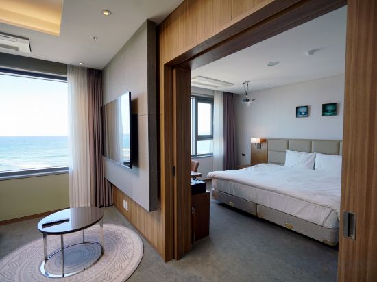 Grabel Hotel Jeju - Tap to explore photos