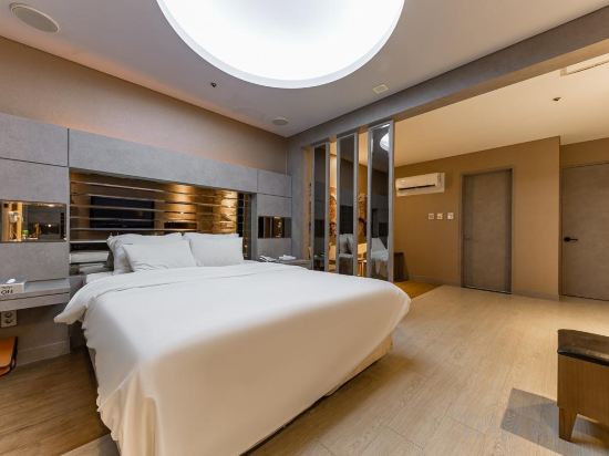 HOTEL ON Room Type - Standard (Ott/Tv)