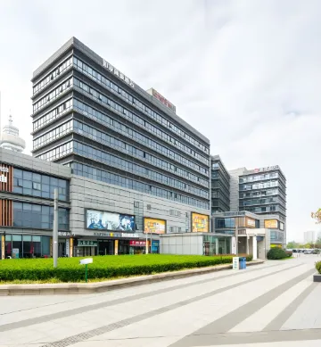 Homeinn Selected Hotel (Nanjing Railway Station North Square Xuanwu Lake)