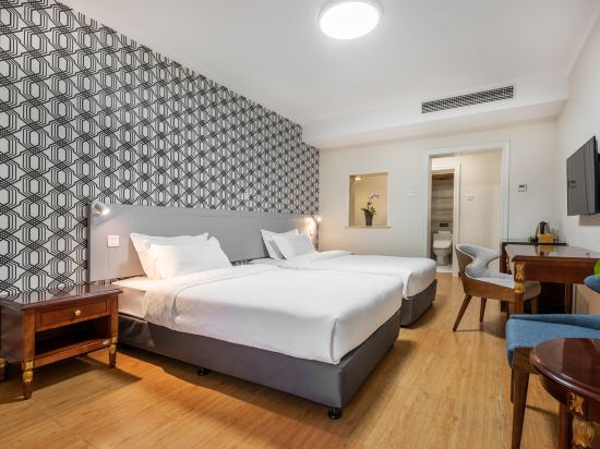 Naturetime Hotel Room Type - Executive Room (2 beds)