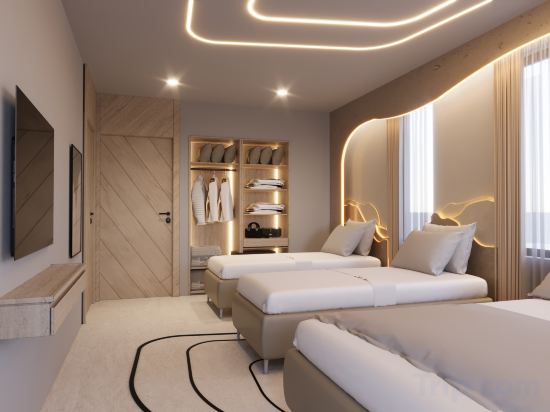The Corner Park Hotel Room Type - Triple Room with City View