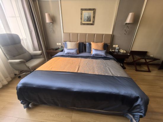 Shengli Hotel Room Type - Healing Deep Sleep Business King Room