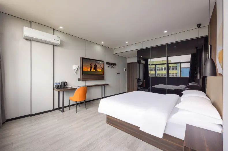 Yisu Qingju Hotel (Yuyao Yintai City Branch)