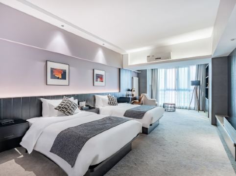 Lianjie Hotel Room Type - Night Lagoon Deluxe Twin Room