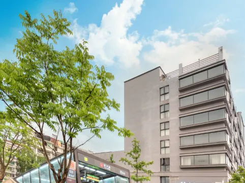 Jianguo · HIDDEN Hotel (Hangzhou Xihu Liuxia Subway Station)