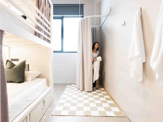 Little Drifter Melbourne Room Type -  Bed in Superior 4 Bed Female Ensuite Dorm