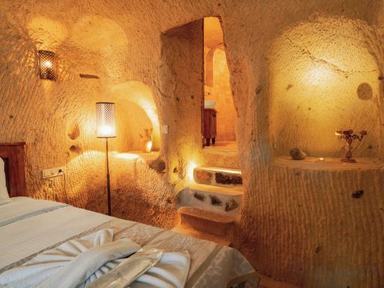 Atilla's Cave Hotel - Tap to explore photos