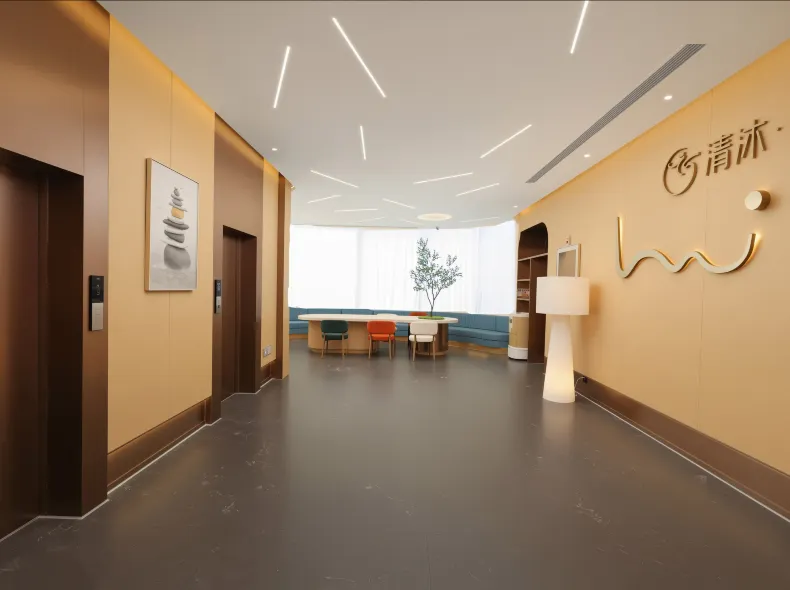 Qingmu·Li Hotel (Nanjing Xinjiekou Subway Station Fanmao Center Branch)