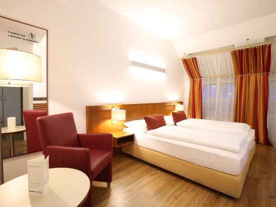 arte Hotel Wien Stadthalle Room Type - Standard Double Room Classic arte Hotel Wien Stadthalle Room Type - Standard Double Room Classic