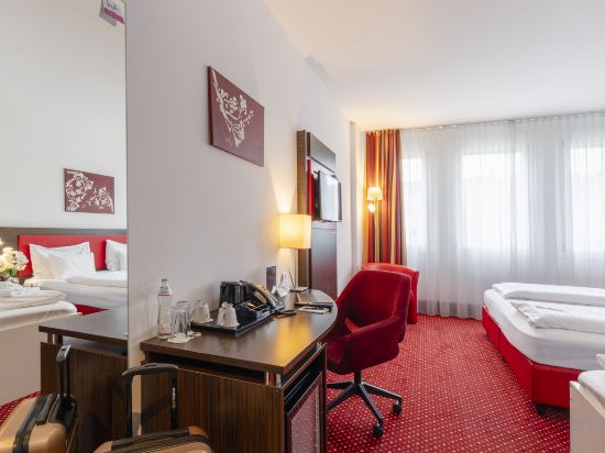PLAZA INN Amedia Wien Room Type - Comfort Triple Room