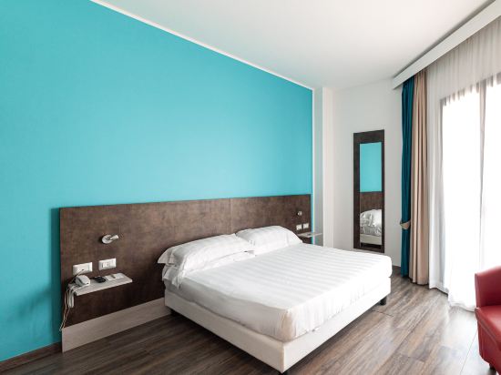 Phi Hotel Milano Room Type - Superior Double or Twin Room Phi Hotel Milano Room Type - Superior Double or Twin Room