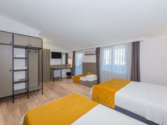 Lemon Hotel - Tap to explore photos