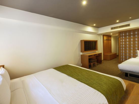 HOTEL MYSTAYS PREMIER Hamamatsucho Room Type - Comfort King Room with Sofa Bed - Non-Smoking HOTEL MYSTAYS PREMIER Hamamatsucho Room Type - Comfort King Room with Sofa Bed - Non-Smoking