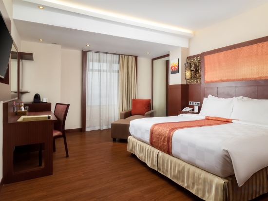 Best Western Plus Makassar Beach - Tap to explore photos