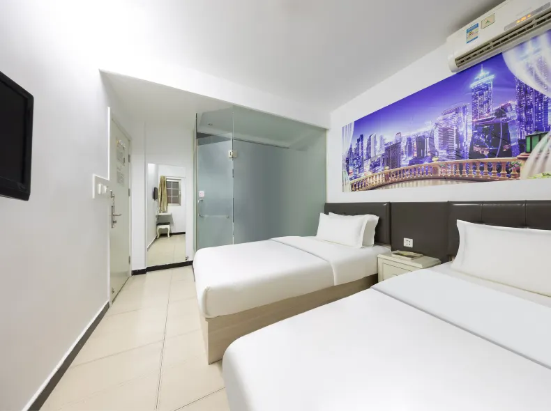 Huayi Select Hotel (Gaomidian North Subway Station Beijing Univ. First Hospital Daxing Campus)
