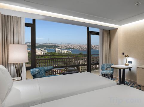 Hilton Istanbul Bosphorus Room Type - Deluxe Double Room with Two Double Beds and Bosphorus View Hilton Istanbul Bosphorus Room Type - Deluxe Double Room with Two Double Beds and Bosphorus View