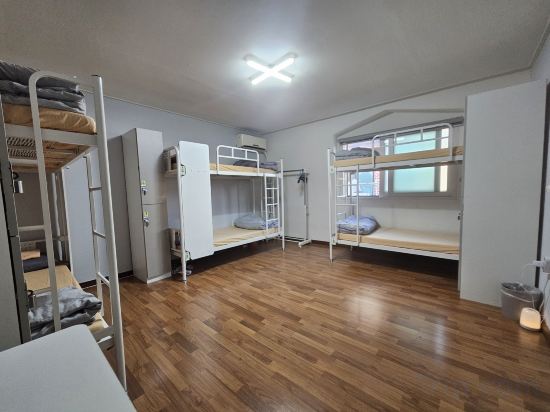 YaKorea Hostel Gangnam Room Type - Bed in 6-Bed Mixed Dormitory Room