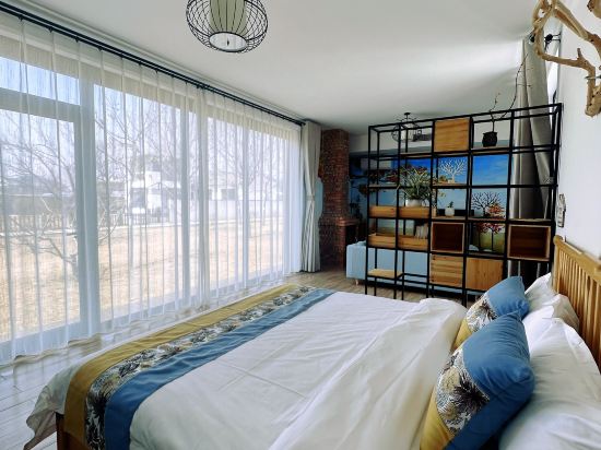 A Tree Hostel Room Type - Couples'Suite (Double bed) (Fireplace, french window) A Tree Hostel Room Type - Couples'Suite (Double bed) (Fireplace, french window)
