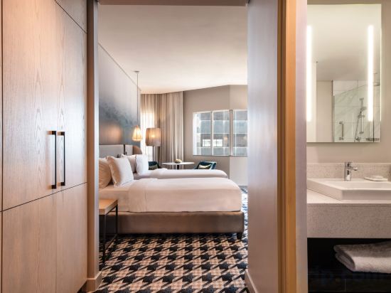 Pullman Cape Town City Centre - Tap to explore photos