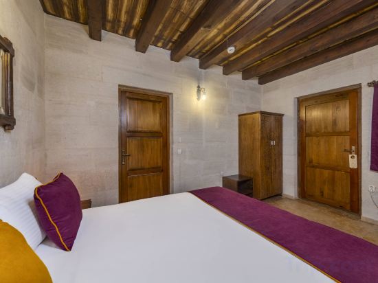 Grand Elite Cave Suites Room Type - Superior Double Room