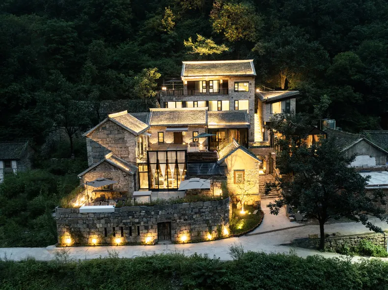 Qianna GuanShan Homestay (Lingchuan Zuodeng Mountain Residence)