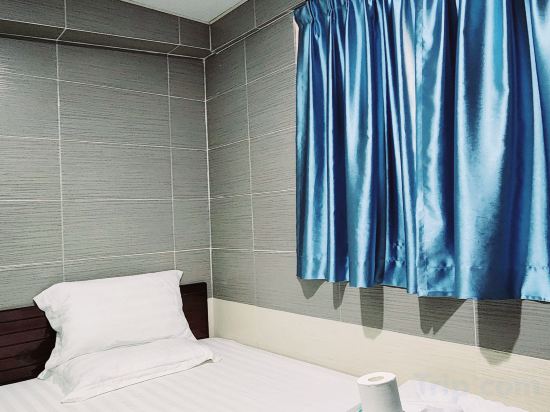 Budget Hostel Room Type - Family Suite