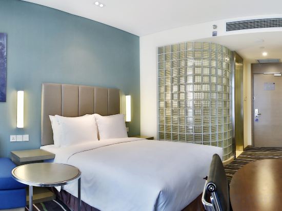 Holiday Inn Express Langfang Park View - Tap to explore photos
