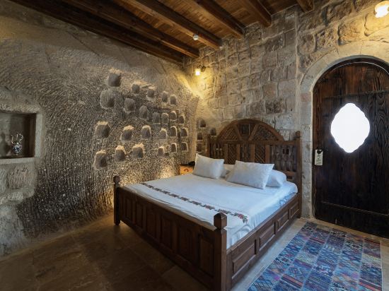 Grand Cave Suites Room Type - Deluxe Cave Room