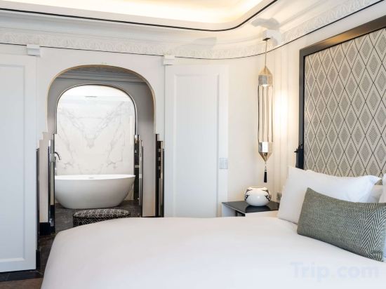 Sofitel Marrakech Palais Imperial & Spa Room Type - Prestige Suite, 1 King-Size Bed, Atlas or Pool View, Balcony Sofitel Marrakech Palais Imperial & Spa Room Type - Prestige Suite, 1 King-Size Bed, Atlas or Pool View, Balcony
