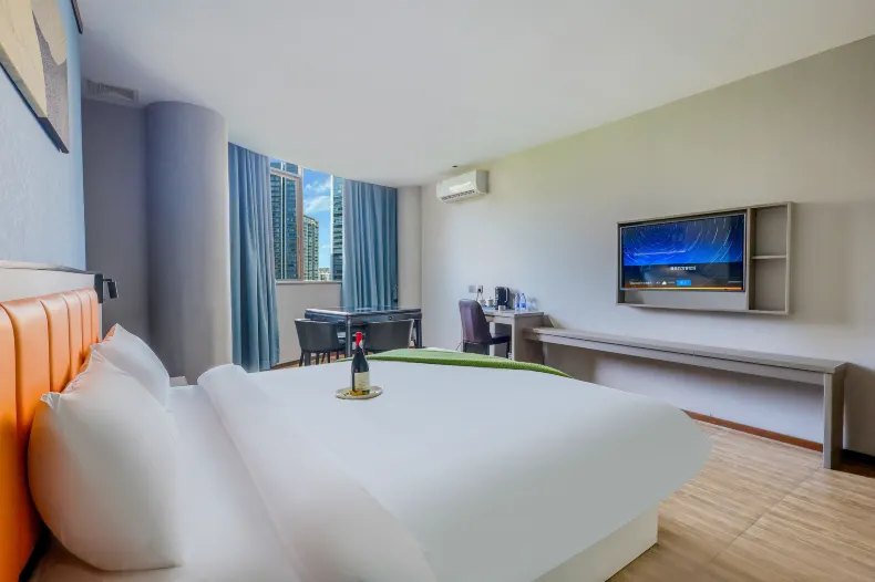 精靈飯店max（玄武招商花園城南京站北廣場店）