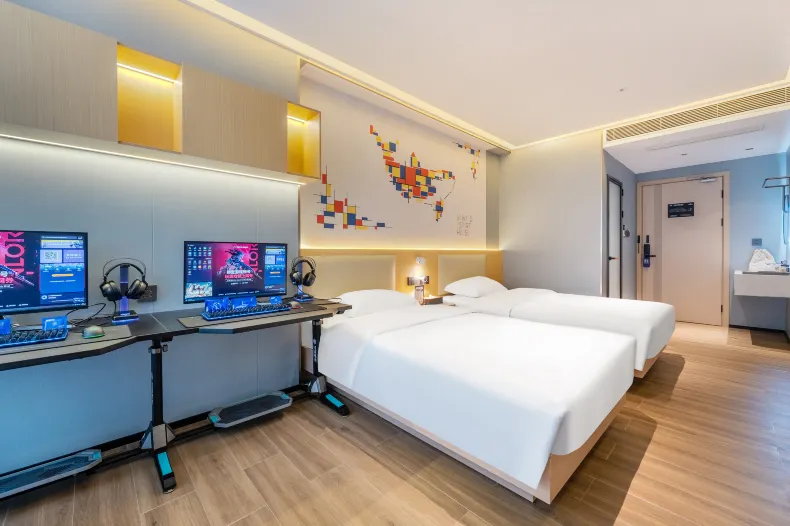 WanYoo Esports Hotel (Shenzhen Futian Shixia Subway Station)