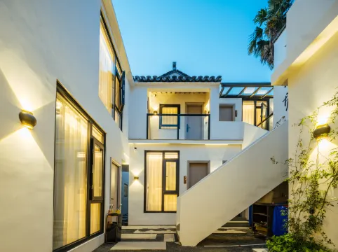 DREAM Alley Homestay (Shan Tang Street, Shilu Metro Station, Suzhou)