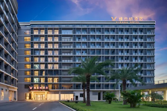 Vienna Hotel (Guangzhou Baiyun International Airport Terminal)