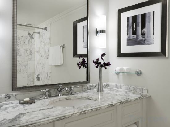 The Ritz-Carlton, Pentagon City - Tap to explore photos